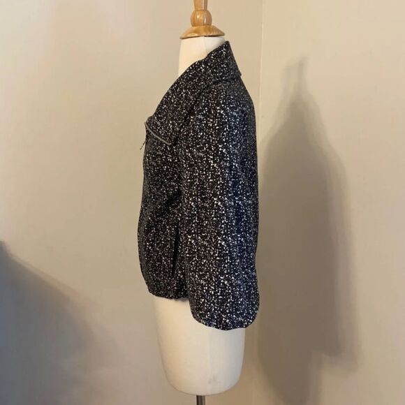 Women's Express Design Studio Peplum Sleeve Jacket - Picture 3 of 8